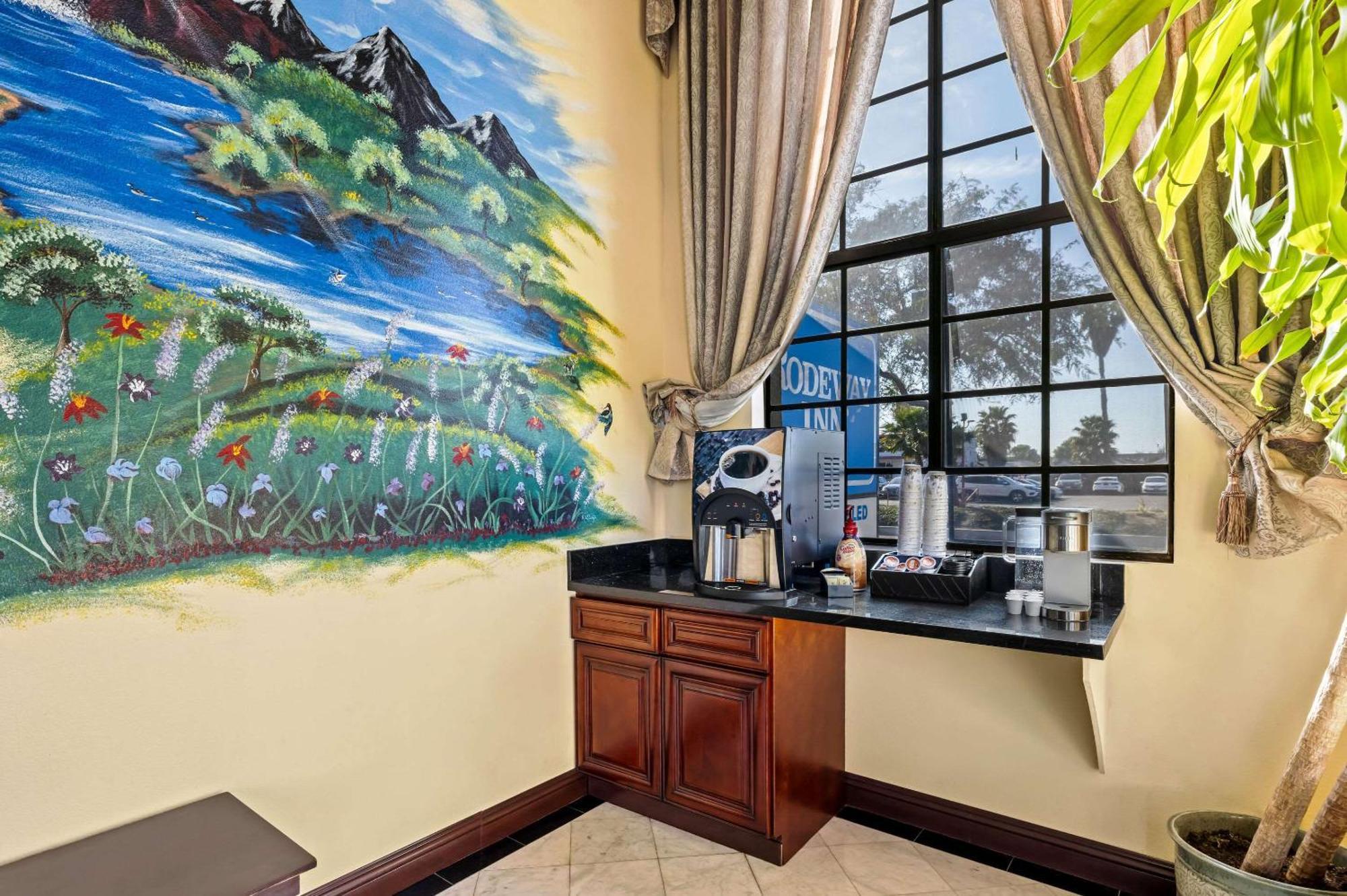 Rodeway Inn Santa Ana Zewnętrze zdjęcie