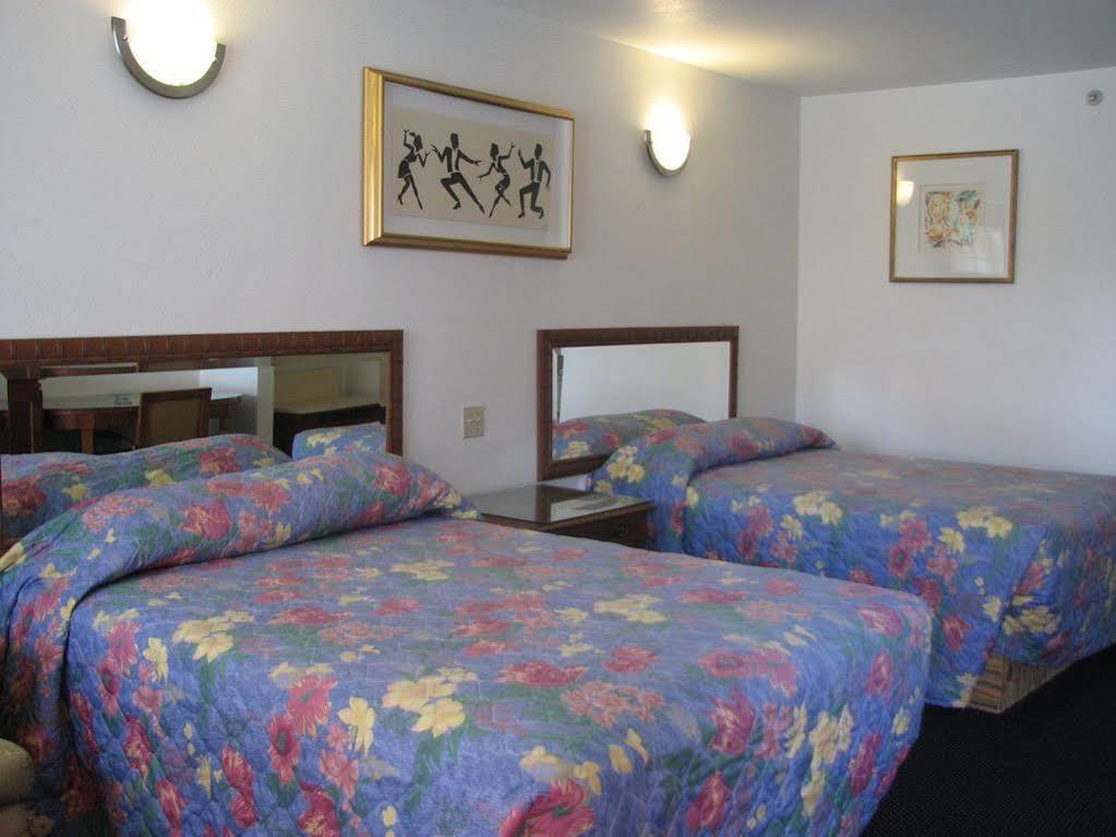 Rodeway Inn Santa Ana Zewnętrze zdjęcie